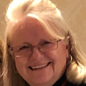 Meet your Posher, Debra